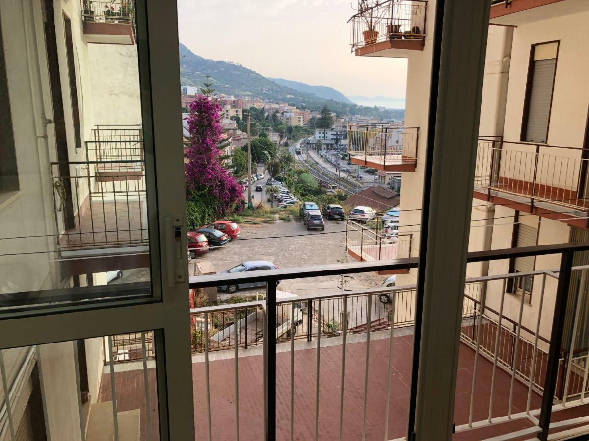 Casa Vacanza Чефалу Экстерьер фото